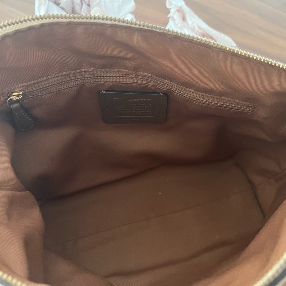 Coach Off-White Leather Tote - Picture 3 of 3